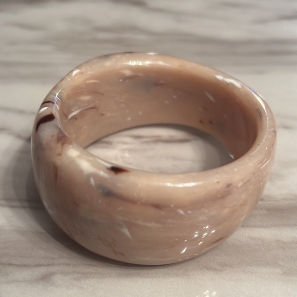 Acrylic Asymmetrical Bracelet - Picture 2 of 4